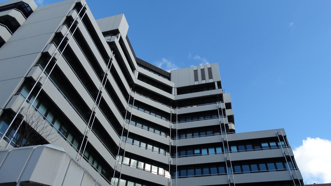 2025房地产即将迎大跌？令人“泄气”的消息来了