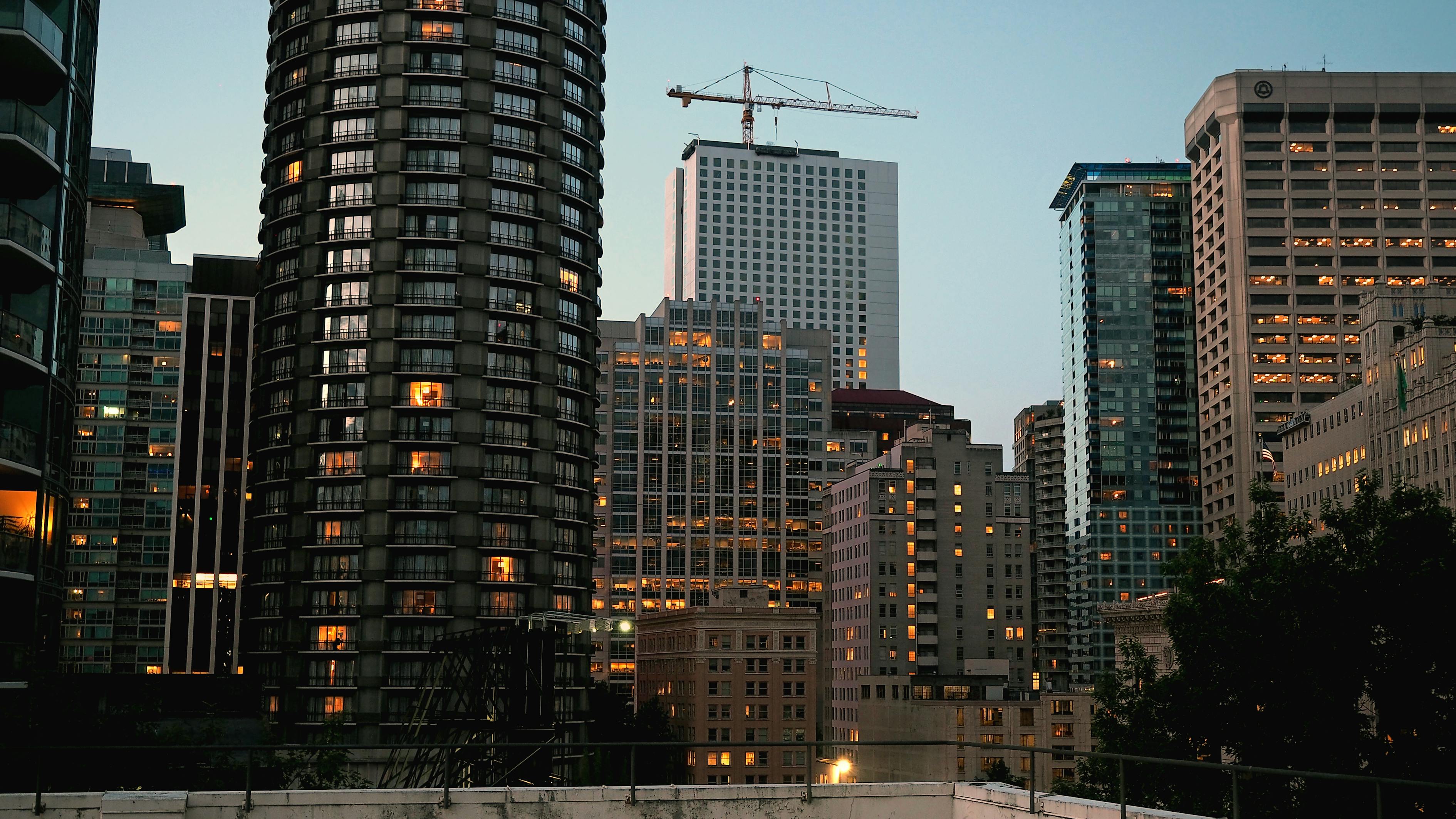 2025房价还会继续涨！三四线城市将成为投资购房的香饽饽？